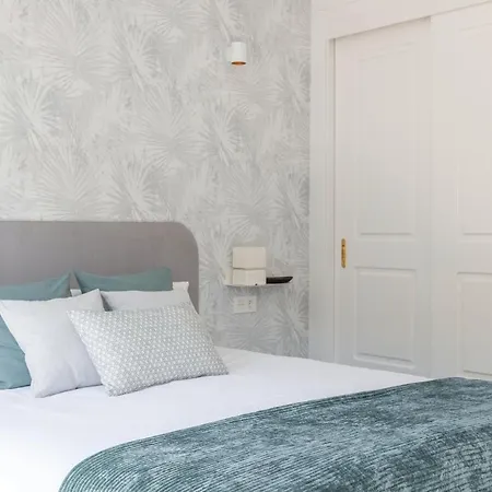 Apartment Oleholidays 303 Romana Playa Frente Al Mar *